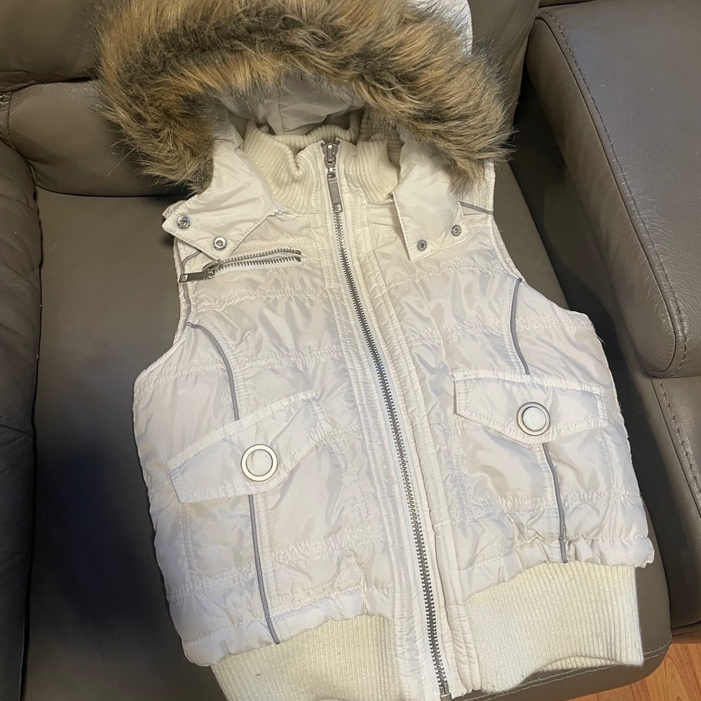 Hooded vest